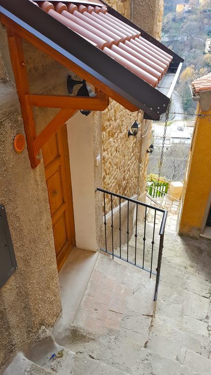 Casa Dell'Avventura Apartment Castelmezzano Exterior photo